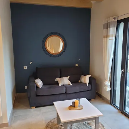 Holiday home Perce Neige *